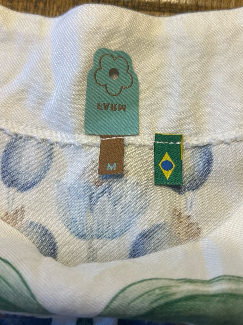 Farm Rio Elsa shirt - Picture 3 of 7